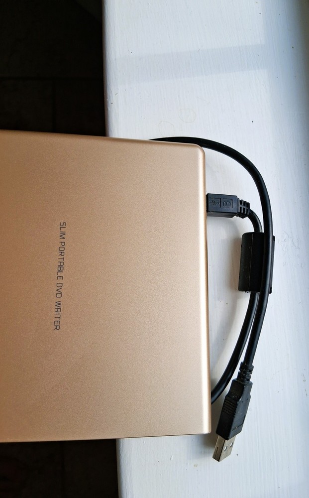 LG GP65NG60 Slim Portable DVD Writer – Powers On – Tray Opens – Untested
