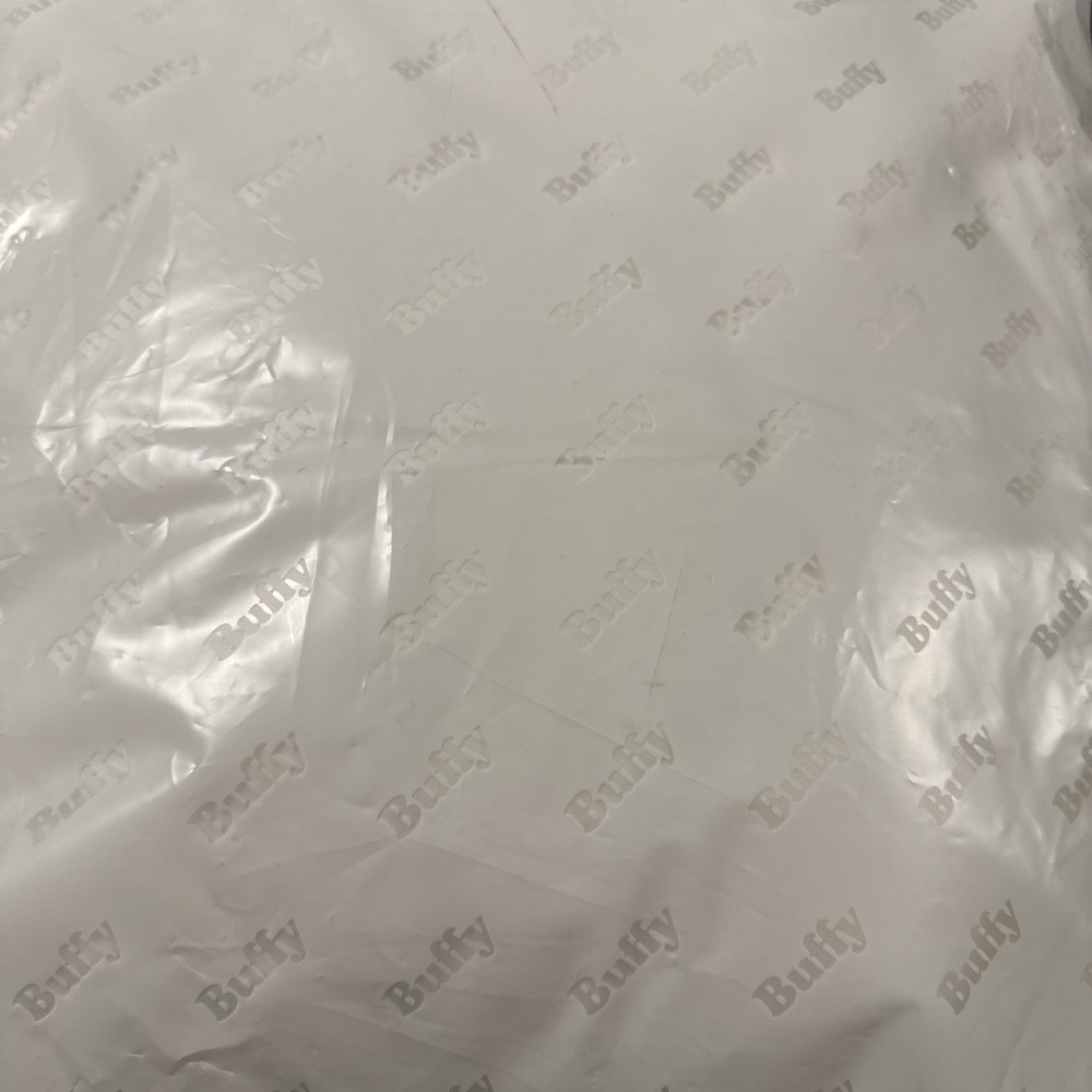 Buffy Twin White Size Plushy Mattress Protector White 300 Thread - New