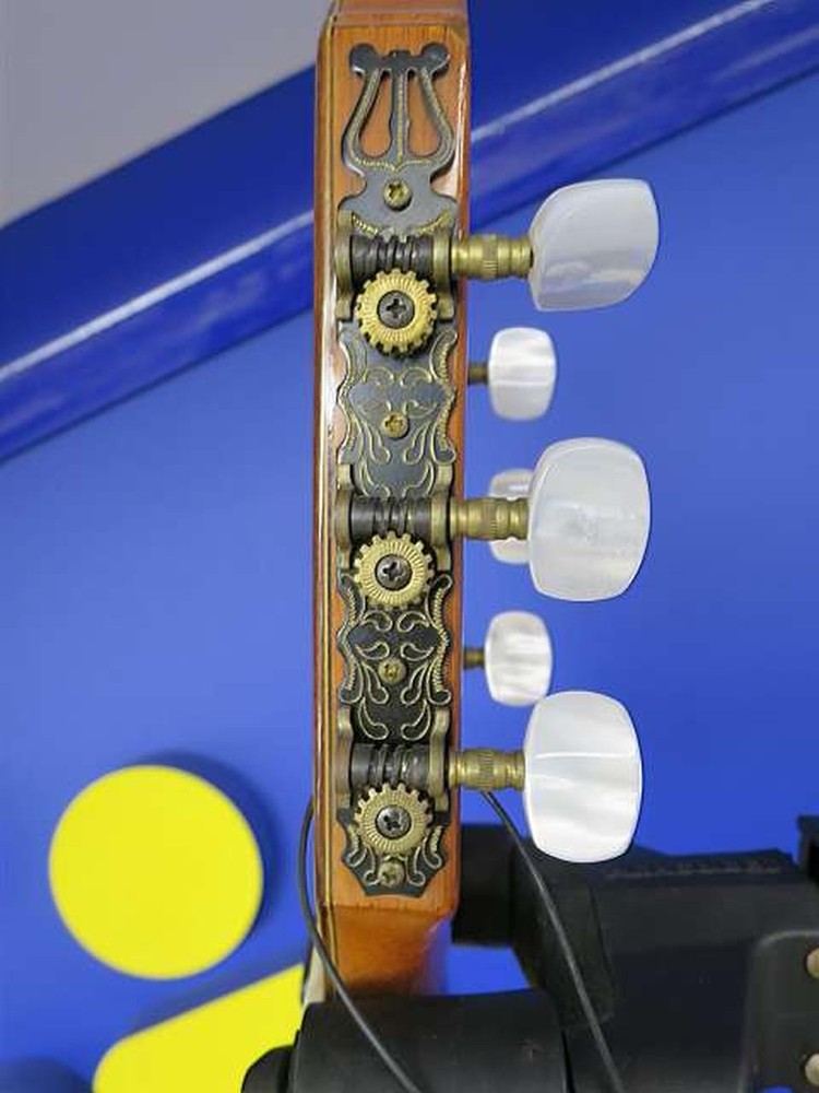 ANTONIO SANCHEZ 1025 Classical Guitar-01