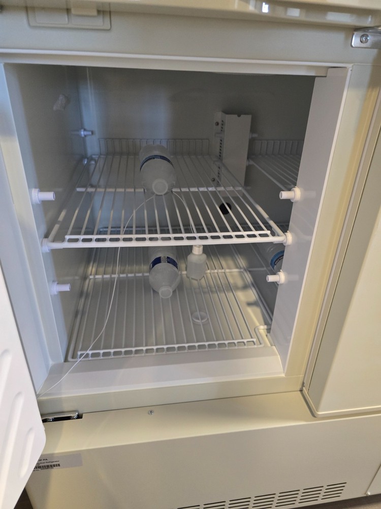 PHCbi Pharmaceutical Refrigerator with Freezer MPR-715F