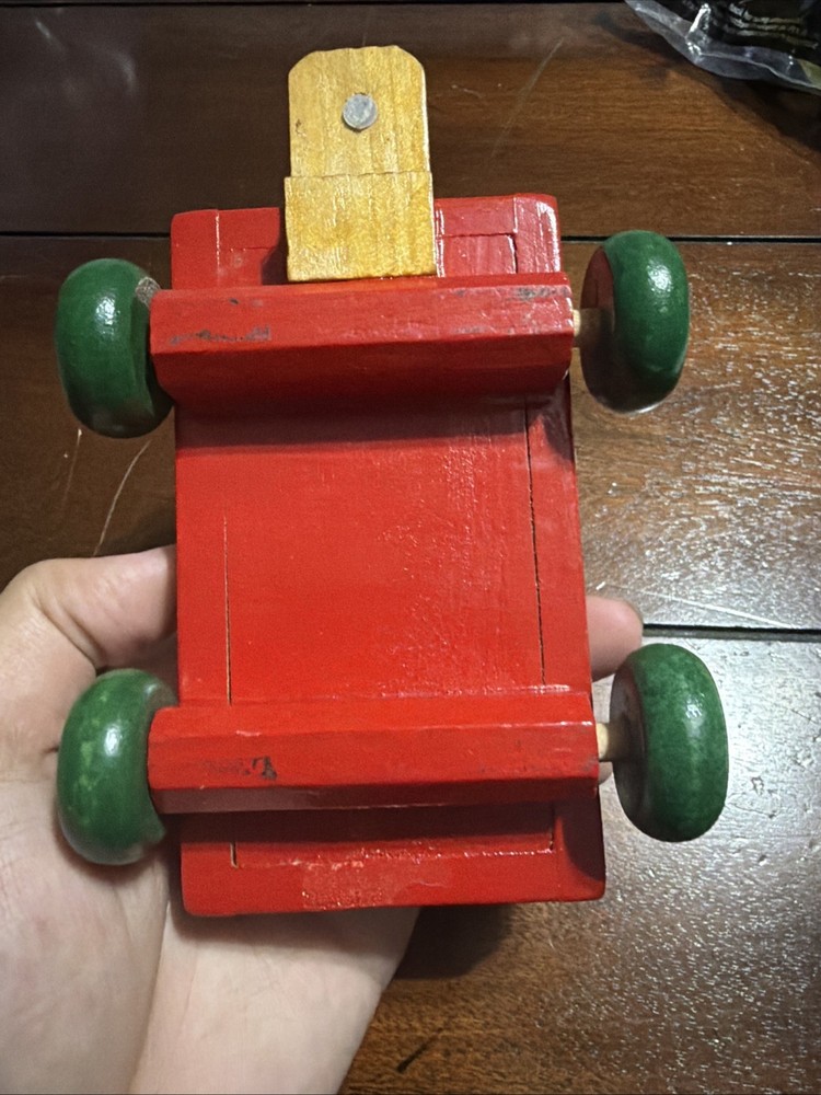 Pull Toy Wooden Wagon 6" X 3" With A Green Block