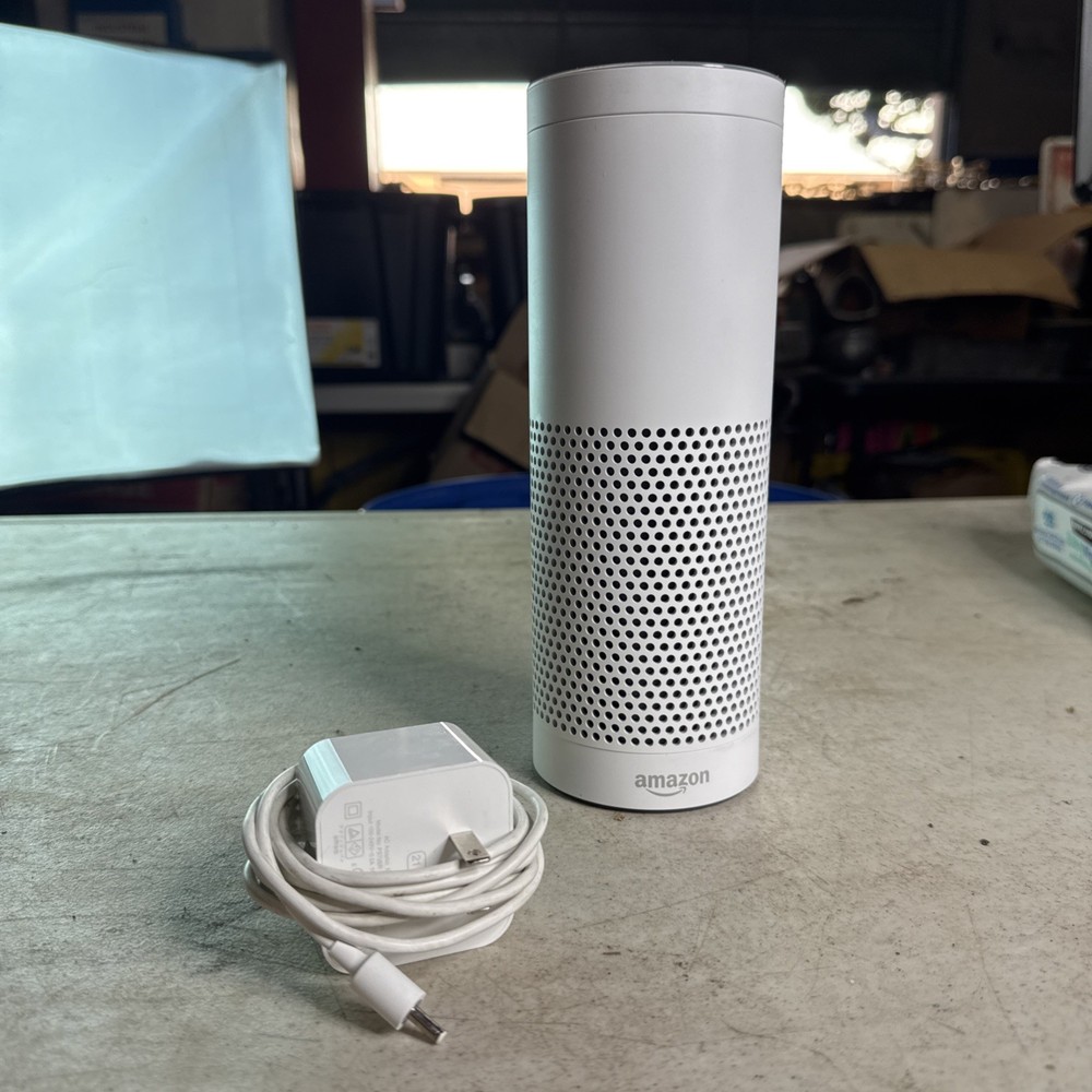 Amazon Echo Black Tower SK705DI 1st Generation Alexa Smart Speaker - WHITE Tower