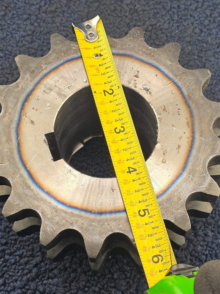 DOUBLE ROLLER CHAIN SPROCKET 17 TEETH PLAIN BORE 2" 20 023230