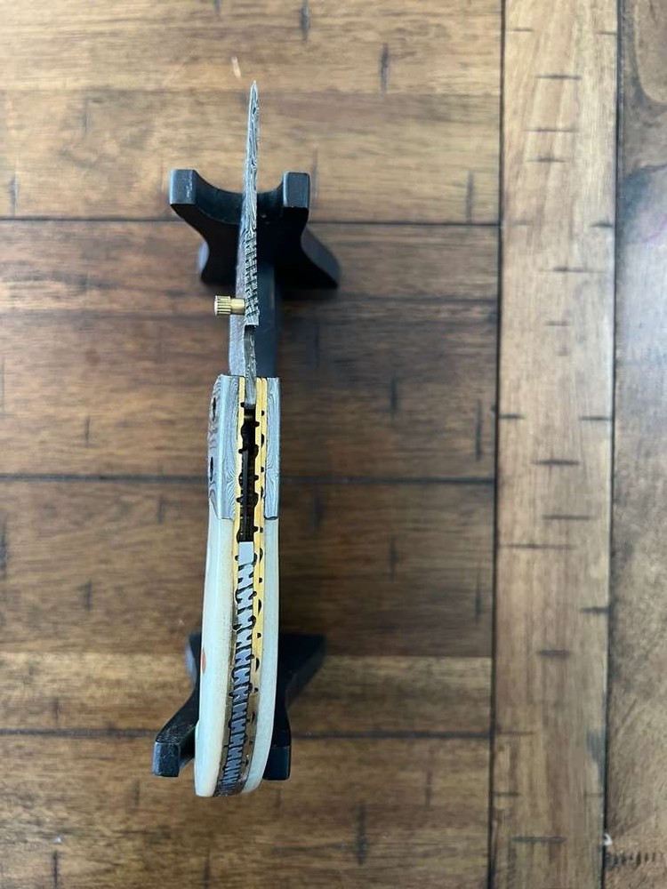 CUSTOM HANDMADE DAMASCUS CATTLE BONE HANDLE FOLDING KNIFE W/ PREMIUM SHEATH 29