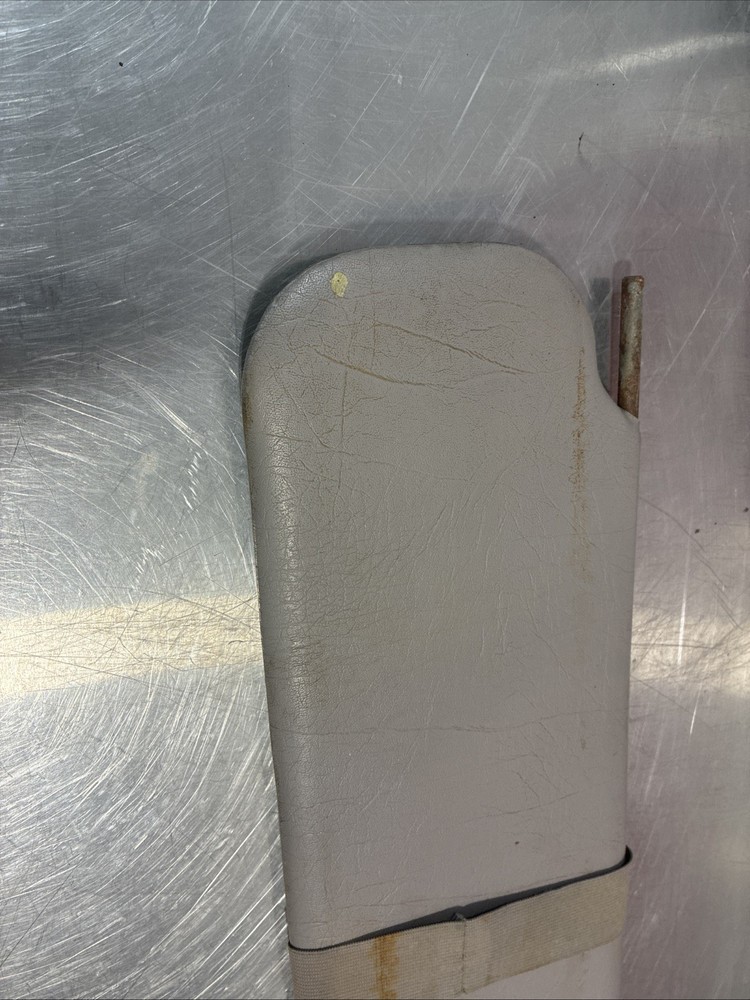 INTERNATIONAL 4700 INTERIOR SUN VISOR 3728128