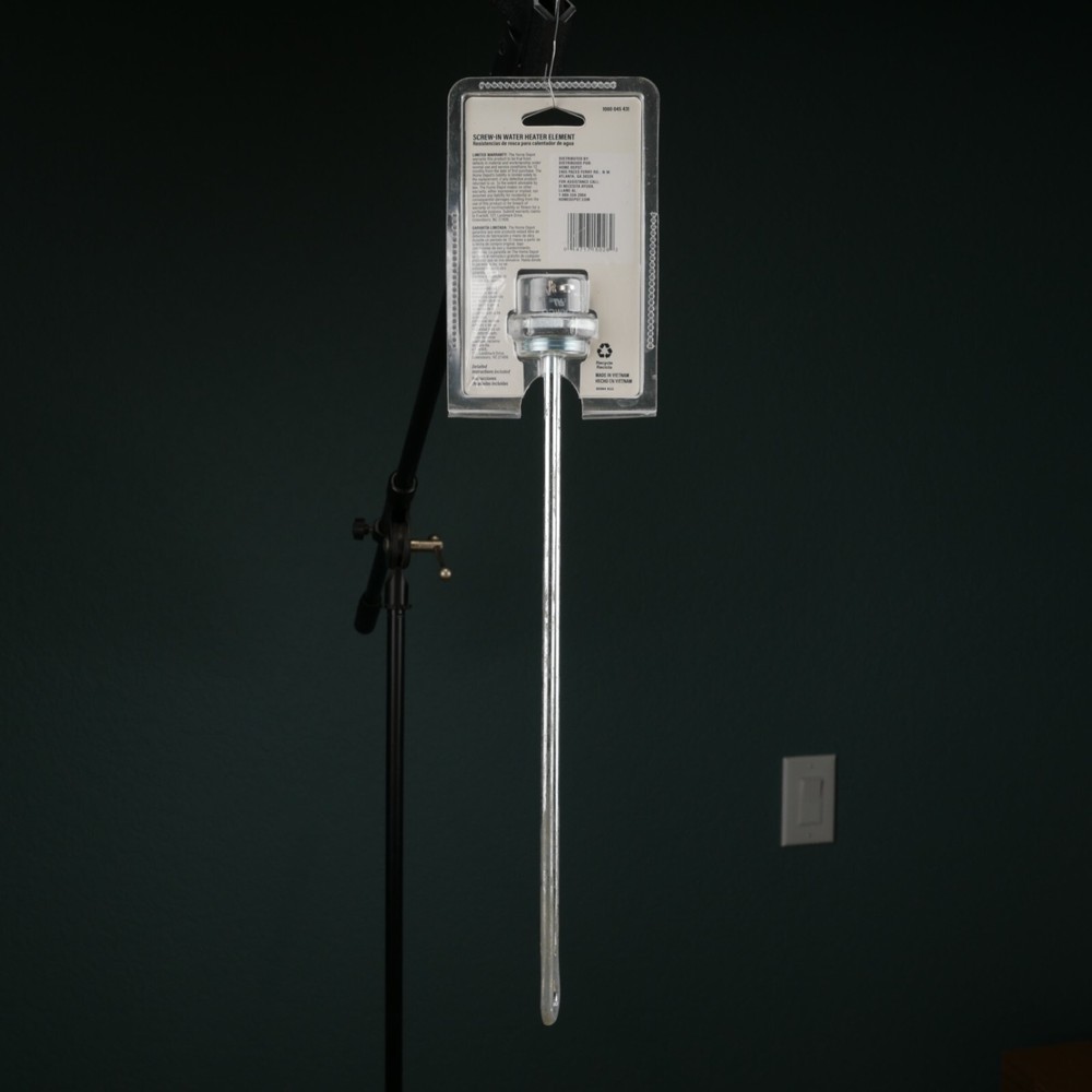 Everbilt Water Heater Element 4500W 240V 1000045431 -some plating missing on tip