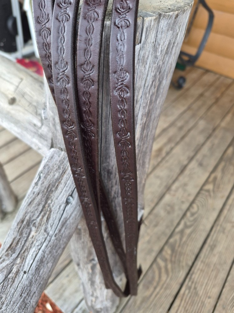 Weaver Leather 8'+ Barbwire tooled split reins