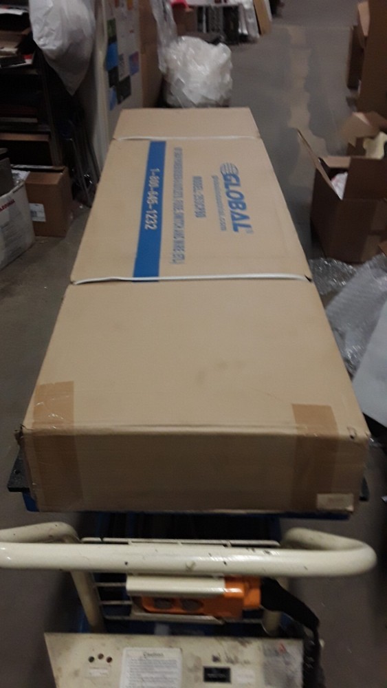 Globe Industrial 253CP80 Workbench power riser