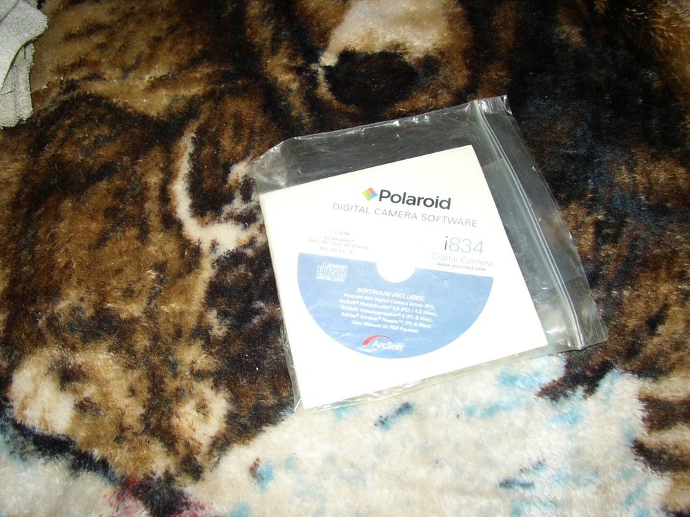 Polariod i834 8.0 Megapixel Digal Camera