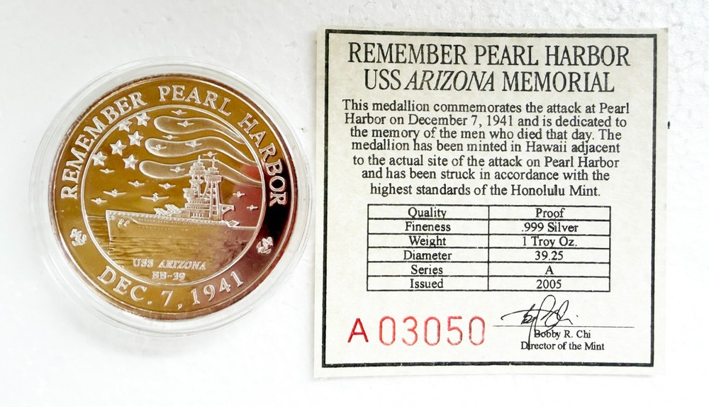 Pearl Harbor Memorial Coin - 2005 Remember US Arizon