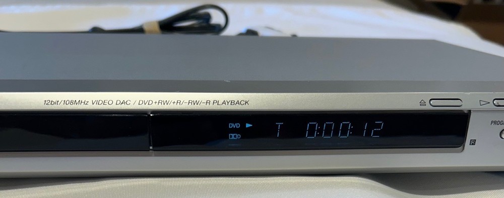 SONY DVP-NS41P CD/DVD Player ** TESTED / WORKS **