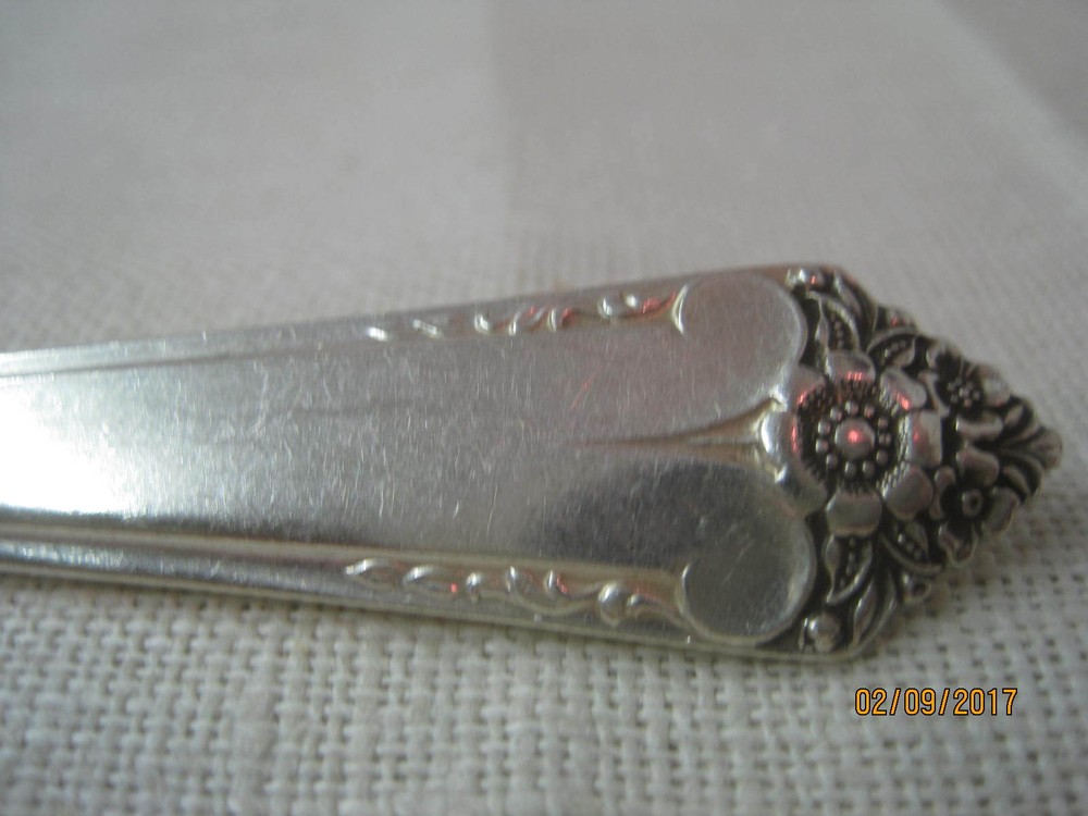 Vintage 1950 IS Rogers & Bro reinforce Silver Plate Dinner Fork Starlight