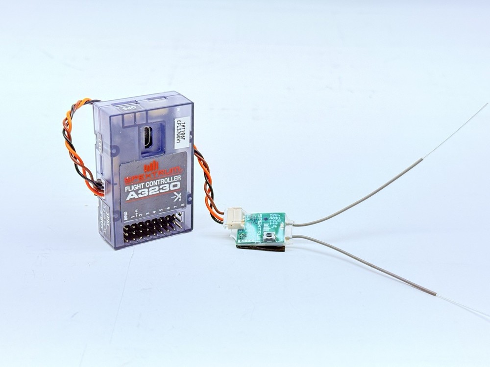 Spektrum A3230 Flight Controller: Apprentice STS