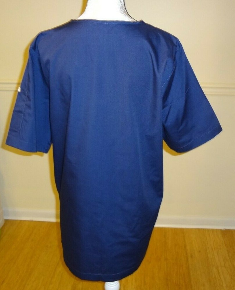 Featherhead - V-Neck Top & Straight Leg Pant Scrub Set - Size M