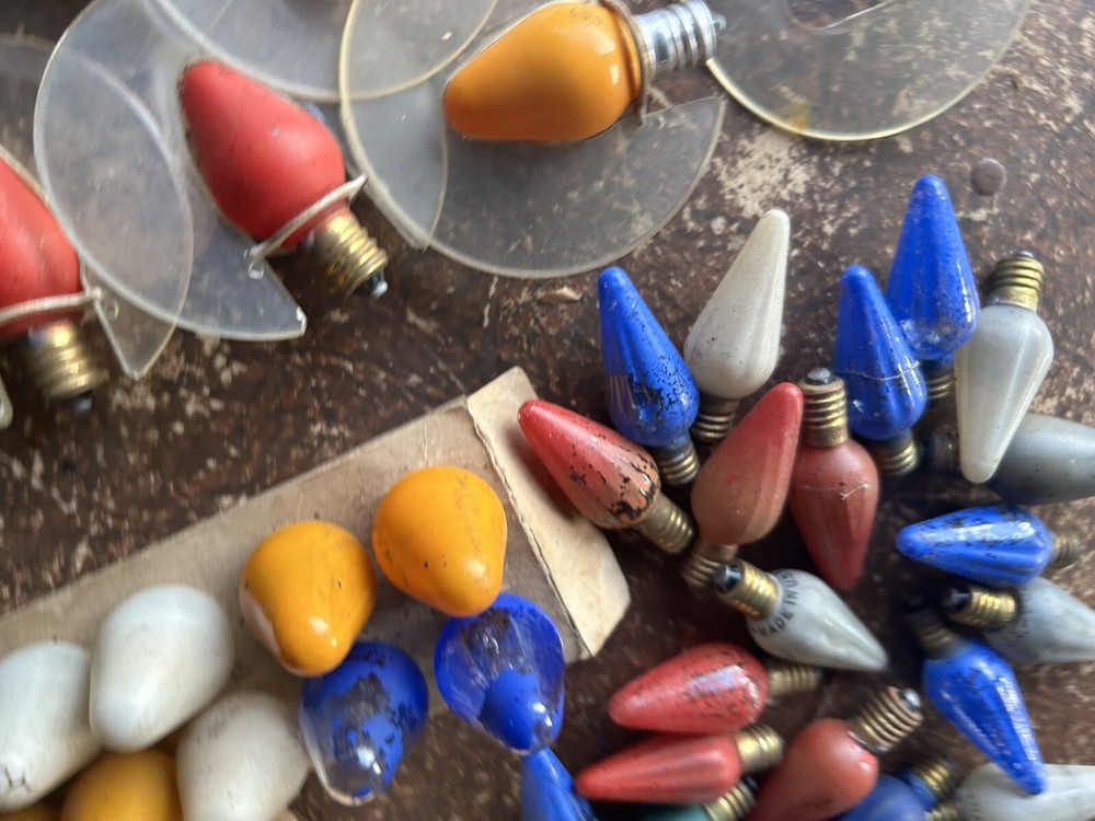 Lot Vintage Christmas Light Bulbs Mixed GE.