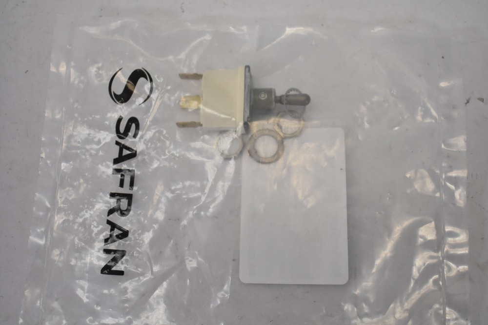 McNeilus 3 Position Momentary Toggle Switch 0189136 StreetSmartParts Replacement