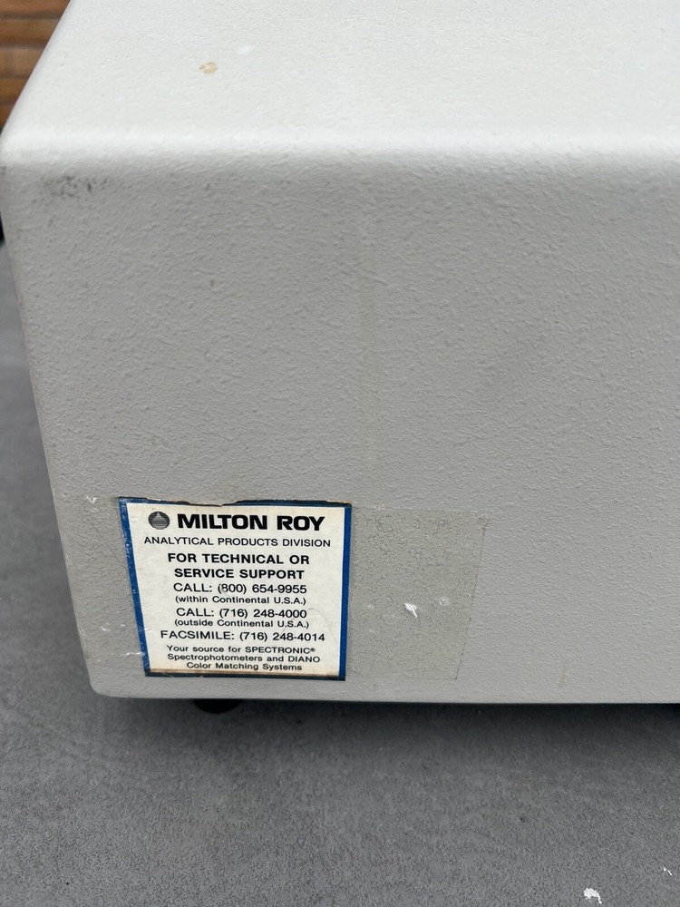 Milton Roy Spectronic 20D Digital Spectrophotometer