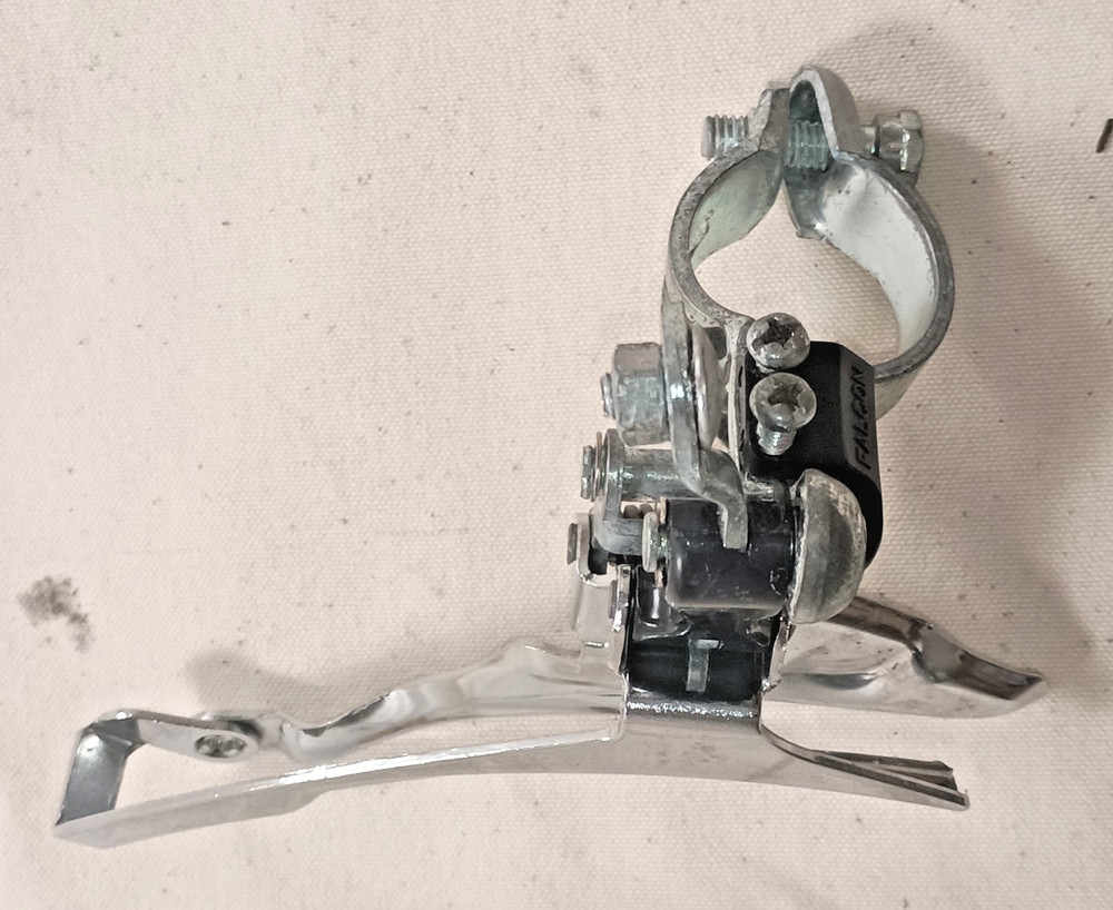 Falcon Front Derailleur – 28.6 mm Clamp – 42T–48T – Top Pull – Good Condition