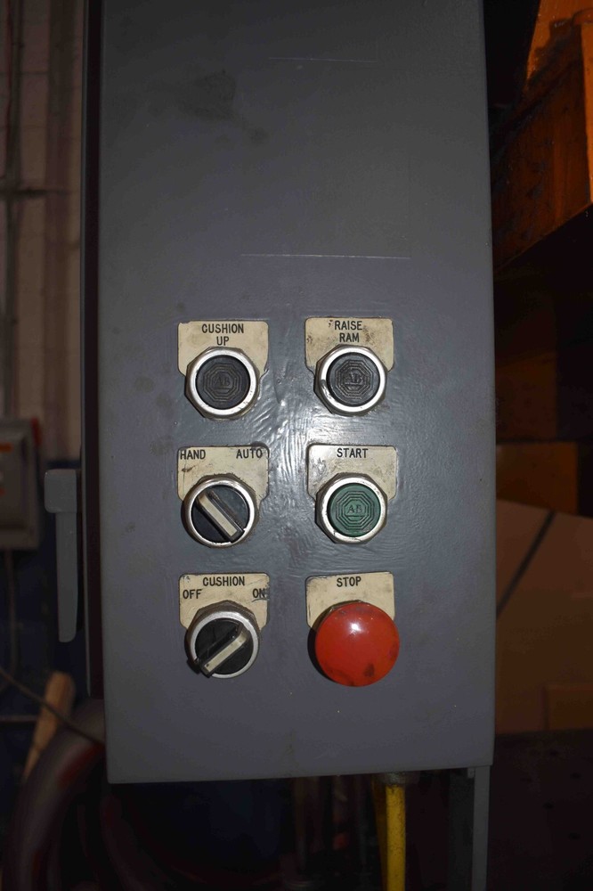 40 Ton HSI Hydraulic 4 Post Press