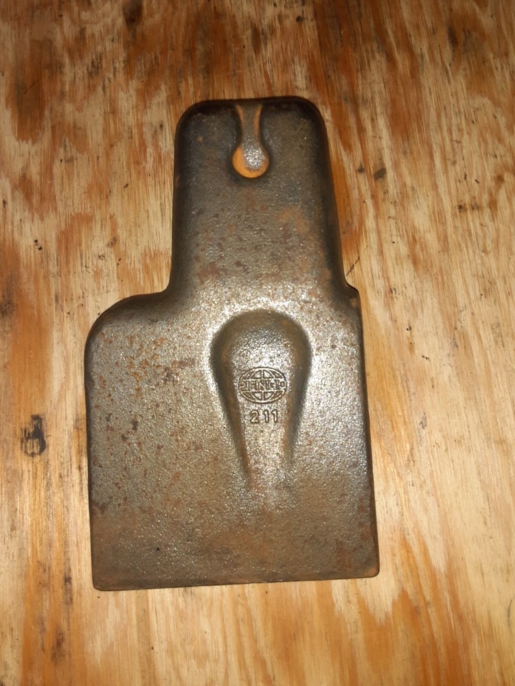 Pengo 211 Auger Tooth