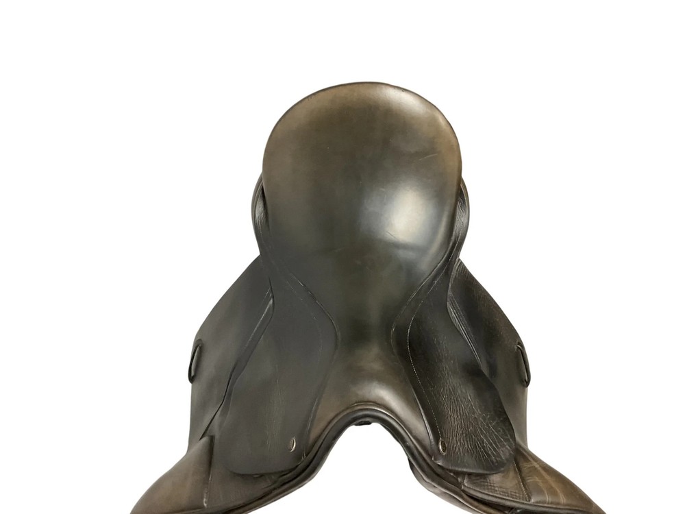 County Connection Dressage Saddle 17 M