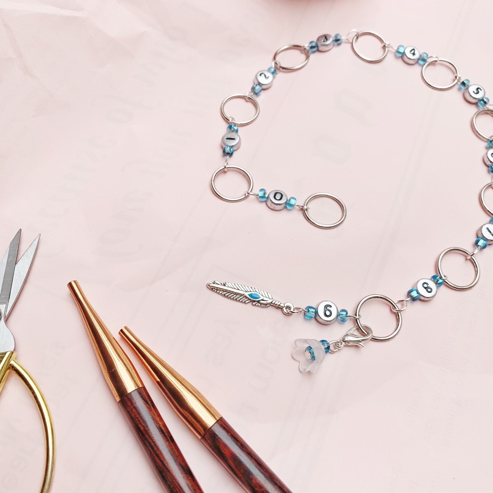 Feather chain row counter for knitting