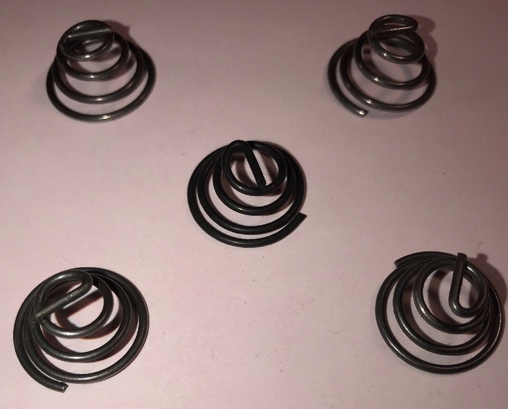 *NOS* 147152-SINGER-SPRING-FOR SEWING MACHINE*