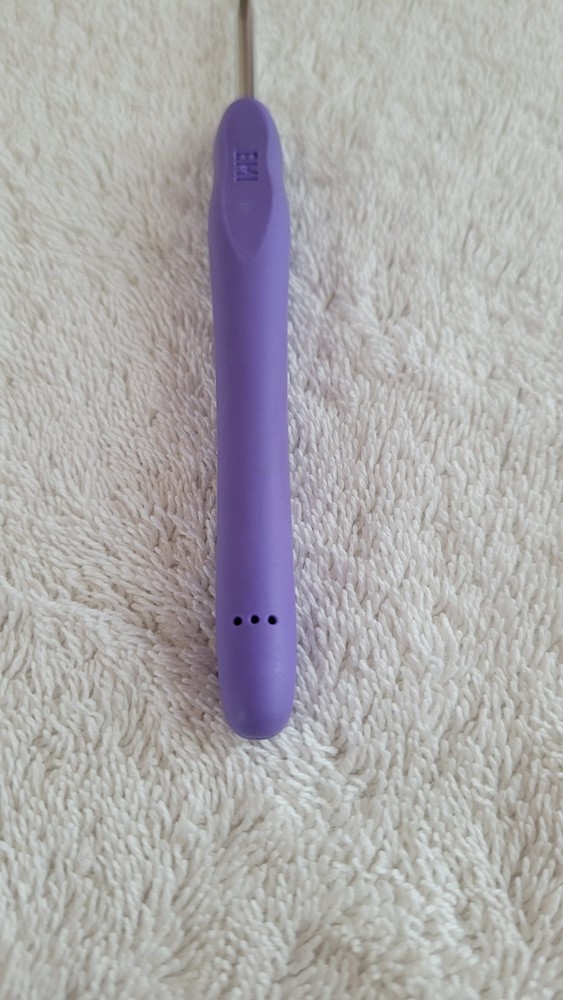 Preowned Emi Wooble Ergonomic Crochet Hook