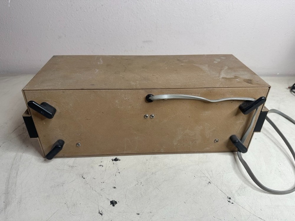 RARE VINTAGE Heathkit Solid State VOM Model IM-25 AS-IS Powers On