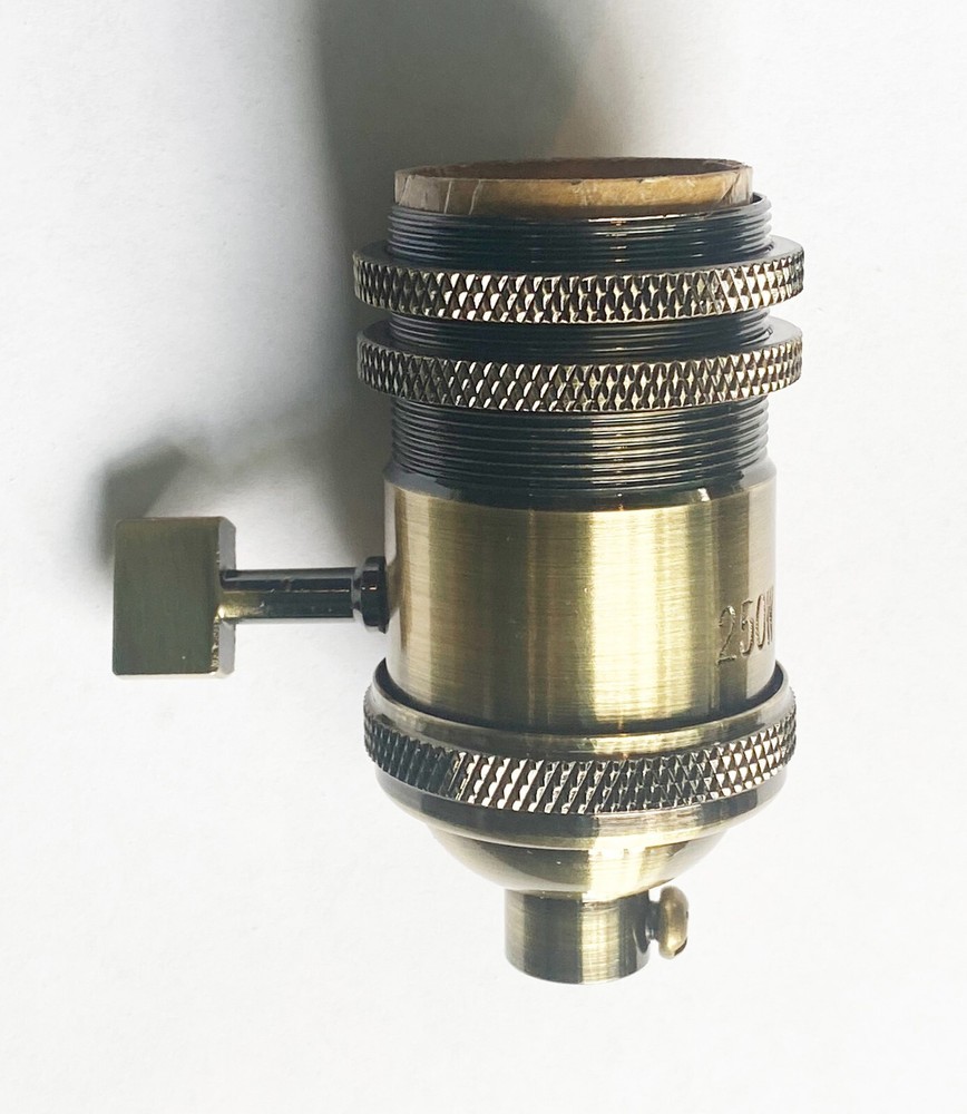 VINTAGE STYLE ANTIQUE BRASS PADDLE SWITCH MED BASE LAMP SOCKET UNO THREAD