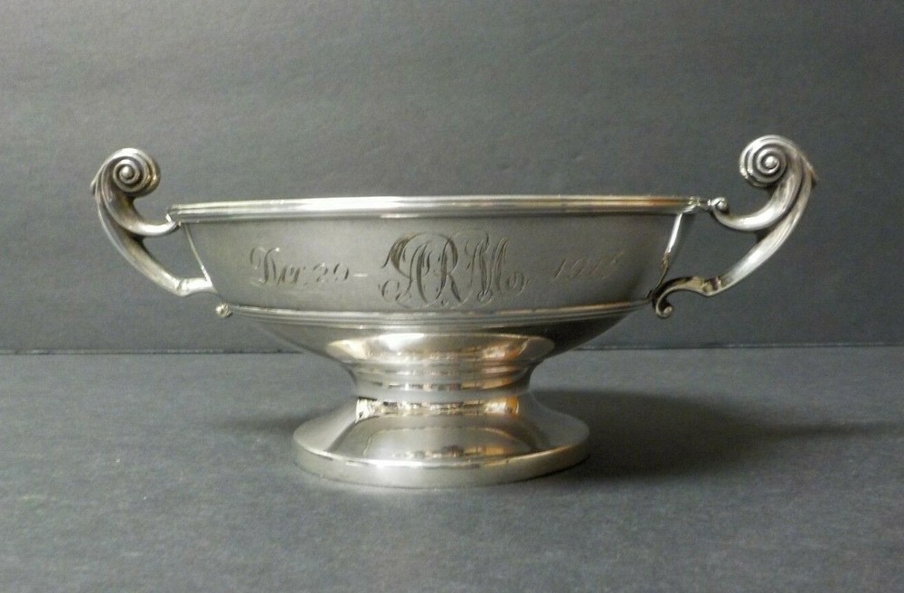 Sterling Silver 2-Handle 4.5" Candy Dish / Bowl, 106 grams, Presentation