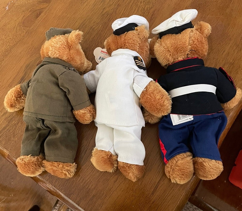 3 - 2006 Plushland Military Bears With Tags