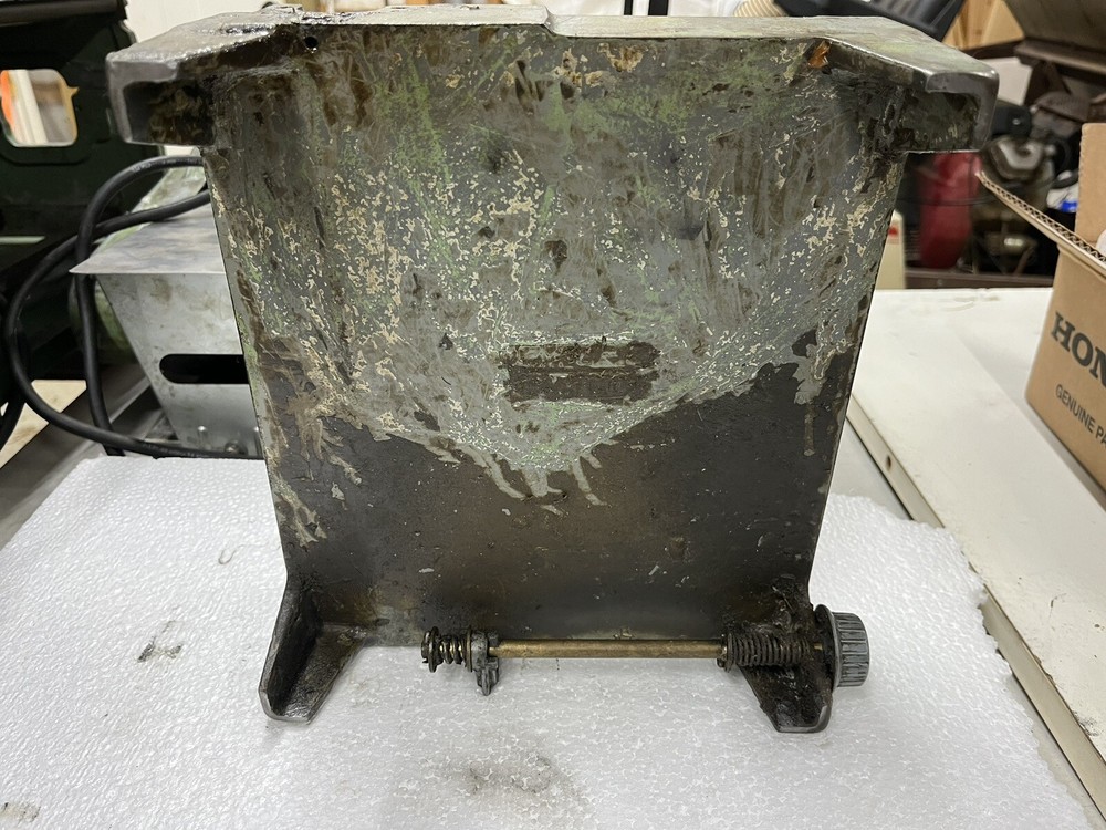 Potdevin 8.5'' Glue Pot & scraper blade & bridge