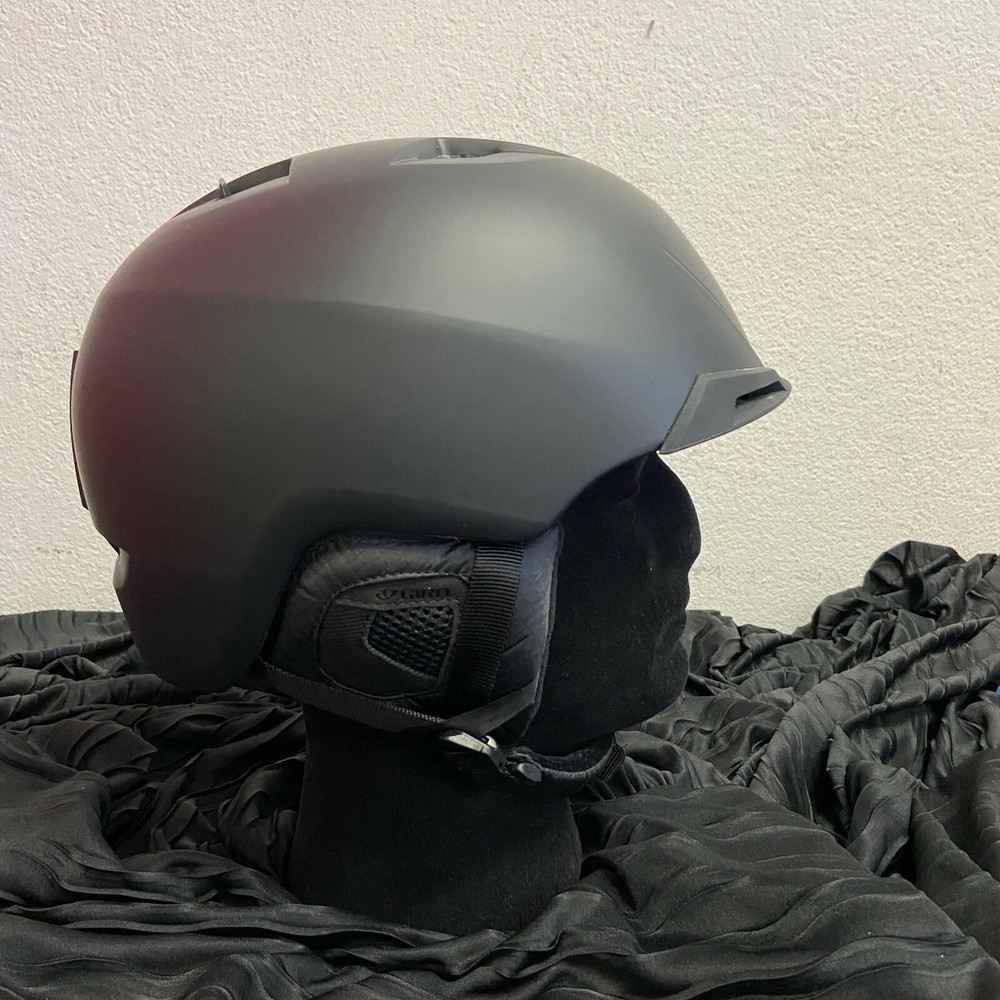 Giro Chapter Snow Freestyle / Freeride Helmet Matte Black Medium *SAMPLE*