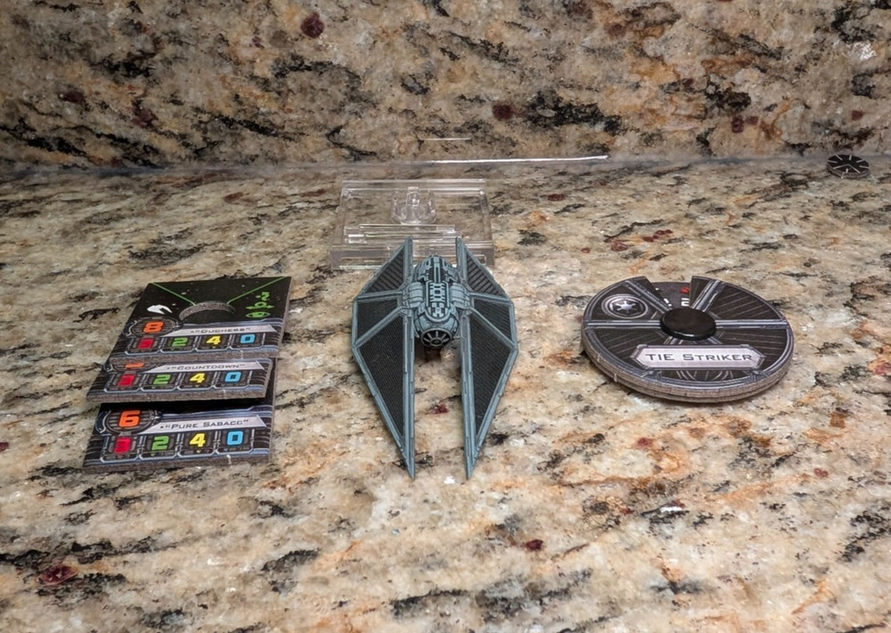Star Wars: X-Wing Miniatures TIE Striker