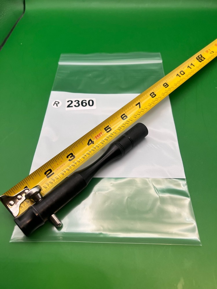 Autococker Bolt