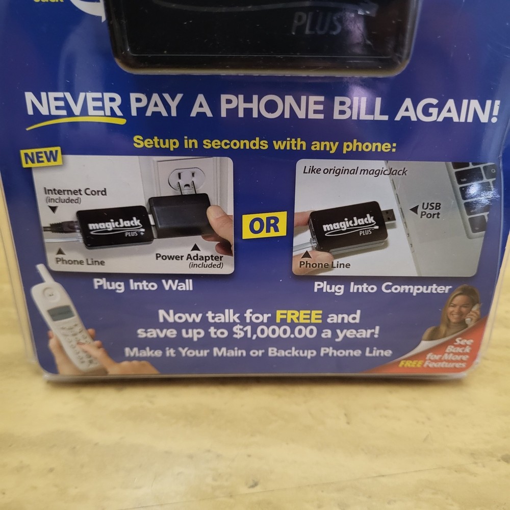 MagicJack PLUS VoIP Phone Adapter Complete with All Cables & Power Open Box