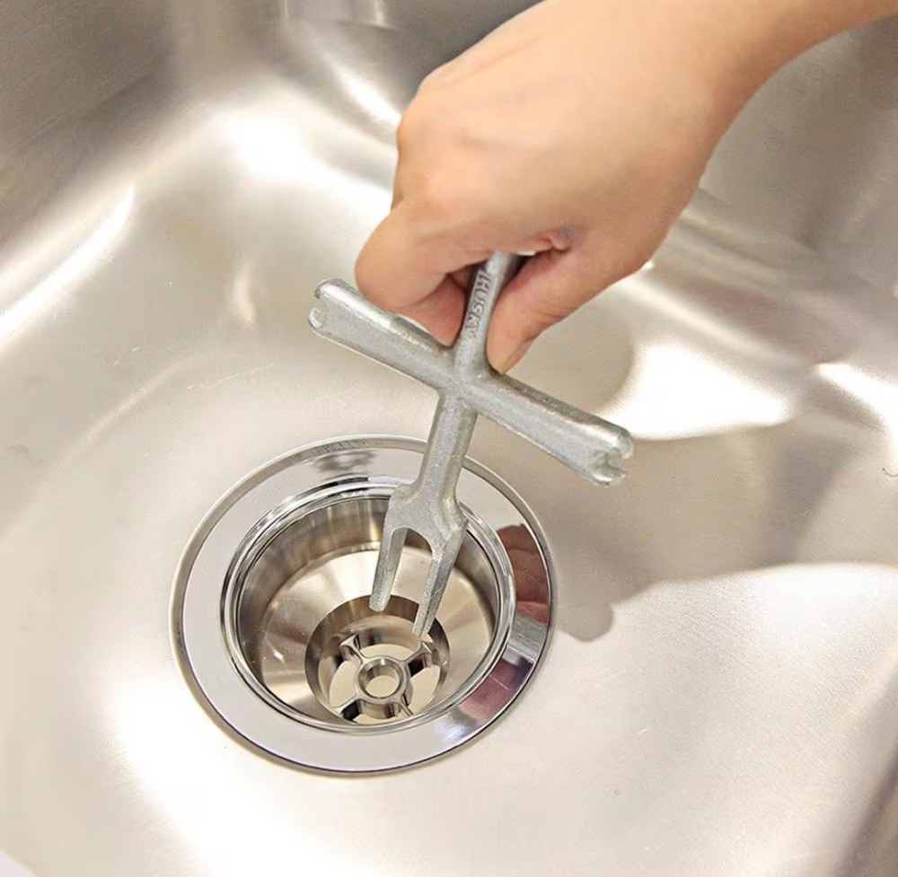 Husky Pop-Up Plug Wrench