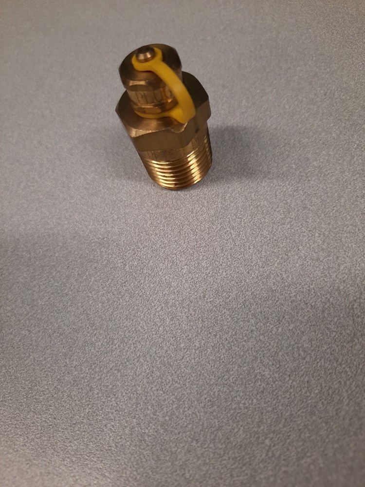 CLIMATEMASTER 70022003 - 1/2" NPT PETE'S PLUG -BR2+3