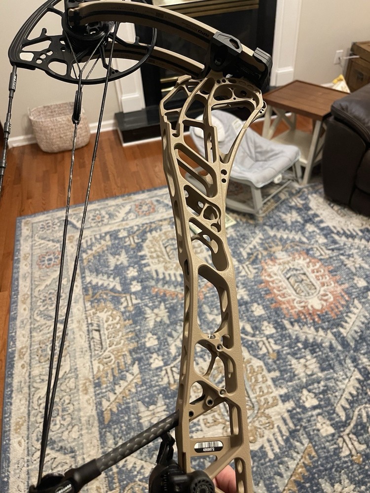 MATHEWS ARC 34 LOADED!!!