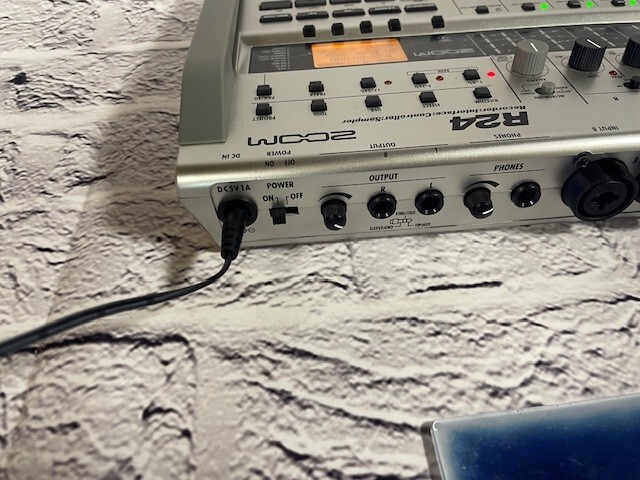 Zoom R24 Multi-track Recorder Controller Sampler Audio Interface fast ship