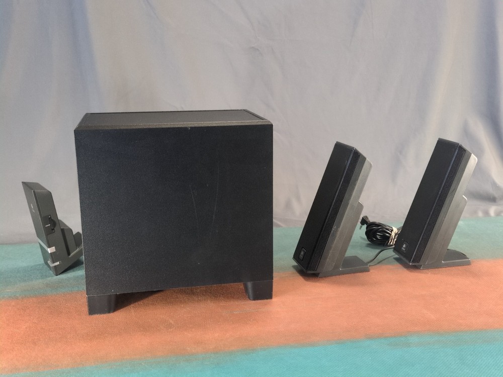 Logitech X-240 Computer PC Speakers with Subwoofer System 2.1 TESTED