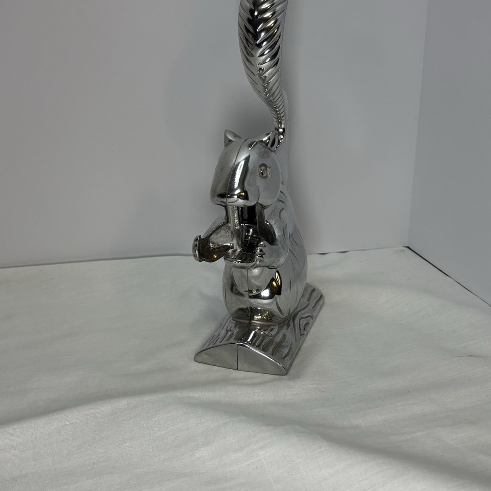 Norpro Davy Crackit The Squirrel Nutcracker Cast Aluminum Silver 5.5"