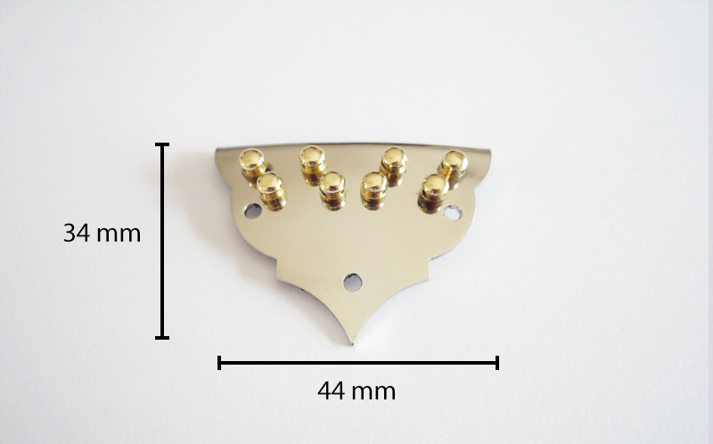Tailpiece for mandolin with screws