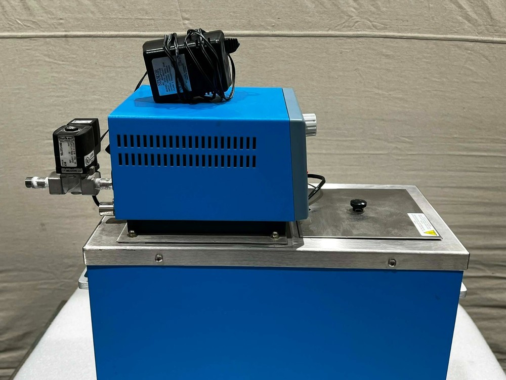 Cole Parmer 12108-30 Chiller *used working