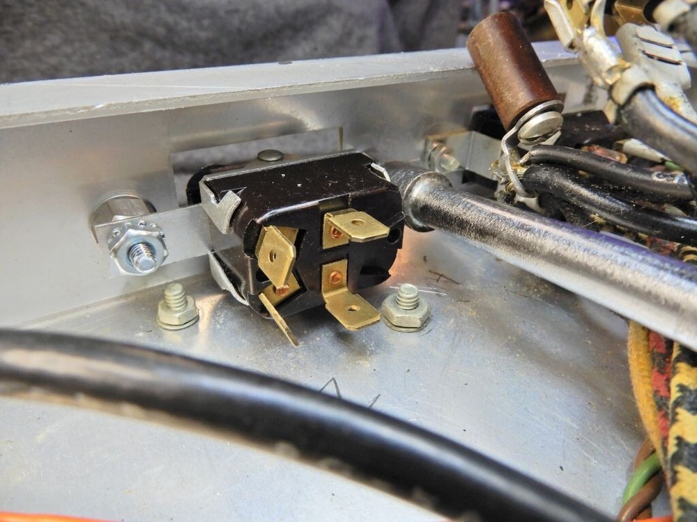 Power switch replacement for Heathkit SB220/SB221
