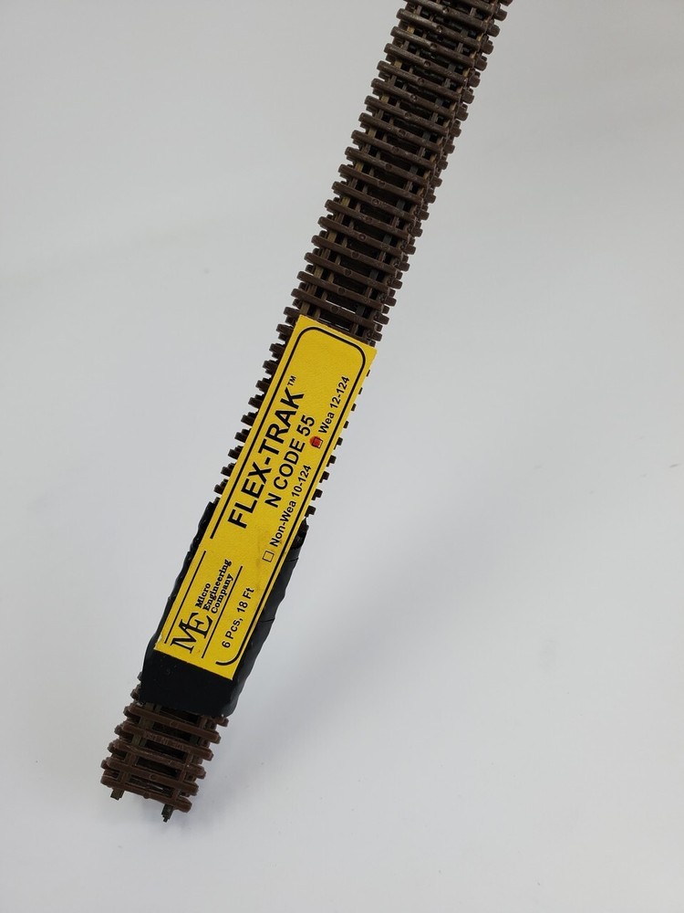 Micro Engineering N Scale ~ Code 55 ~ Weathered 36" Flex-Trak 12 Pieces ~ 12-124