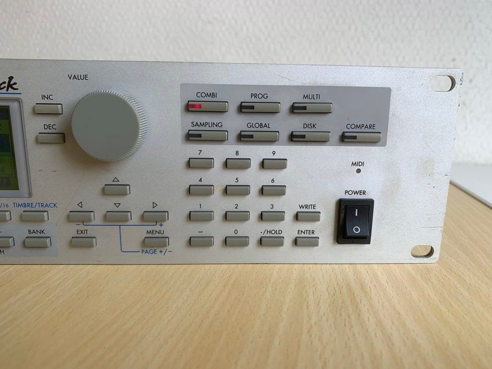 KORG TRITON Rack Synthesizer Working not tested