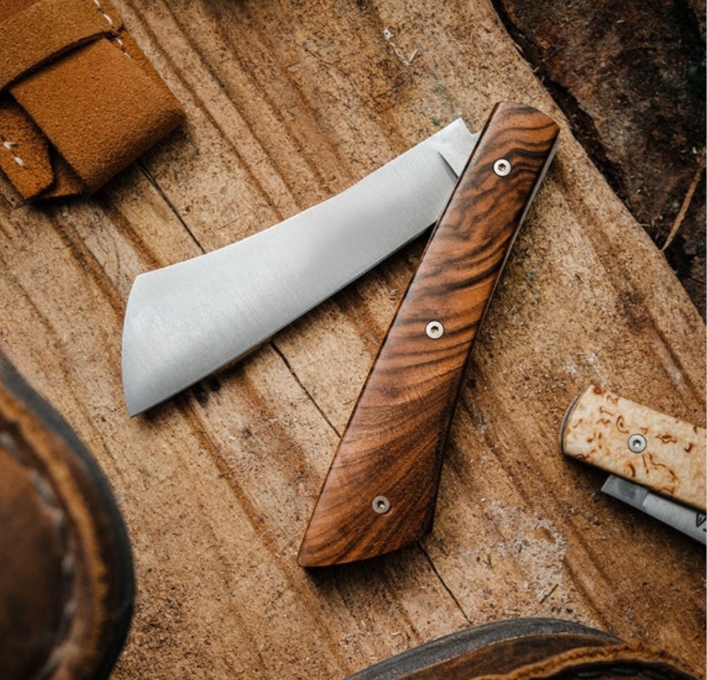 French Walnut Pocket Knife Folding Knife