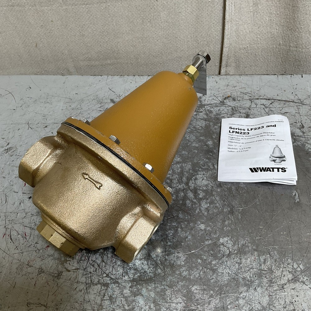 WATTS 11/2 LF 223 Water Pressure Reducing Valve 1 1/2" Pipe Size 25-75psi